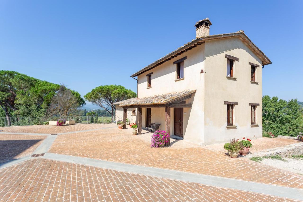 Gh Borgo Pulciano Agriturismo 몬토네 외부 사진